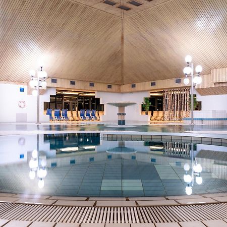 Terme Banovci - Hotel Zeleni Gaj ヴェルジェイ エクステリア 写真